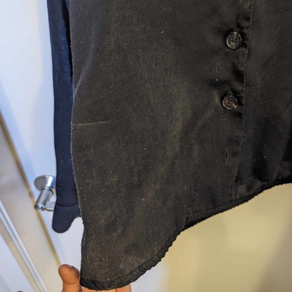 ⚡ {DYNAMITE} Chic Satin Button-Up Blouse *PILLED THROUGHOUT* - Picture 2 of 4